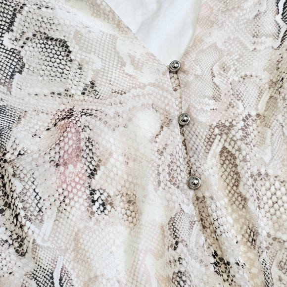 White House Black Market Snake Soft Blouson Dress - Picture 5 of 11